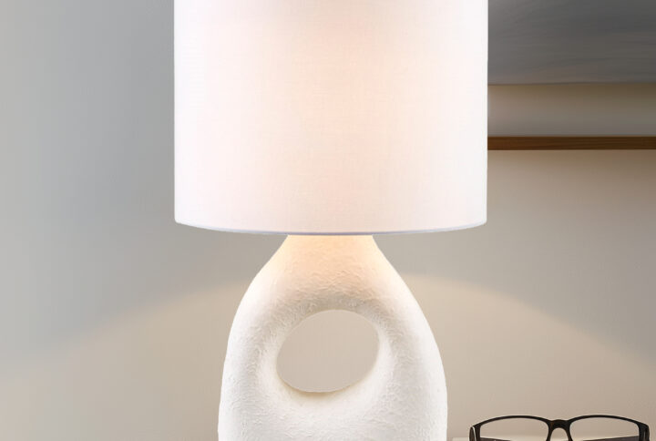 Trilluxe Ceramic Table Lamp in White From INK+IVY