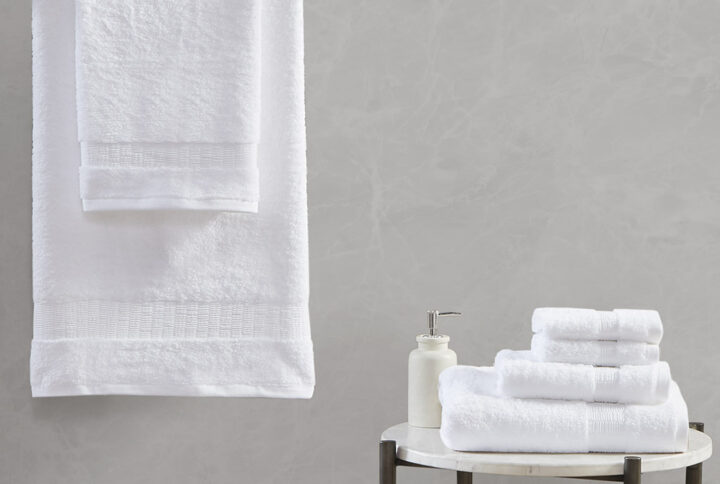 Luce 100% Egyptian Cotton 6 Piece Towel Set in White From Madison Park Signature