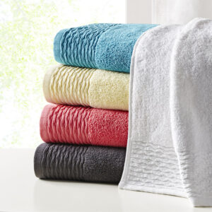 Breeze Jacquard Wavy Border Zero Twist Antimicrobial Cotton Towel Set in Charcoal From Madison Park