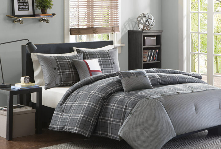 Daryl Comforter Set in Grey From Intelligent Design