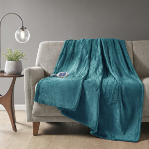 Heated Plush Throw in Teal From Beautyrest