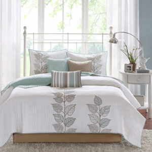 Caelie 6 Piece Embroidered Quilt Set with Throw Pillows in Blue From Madison Park