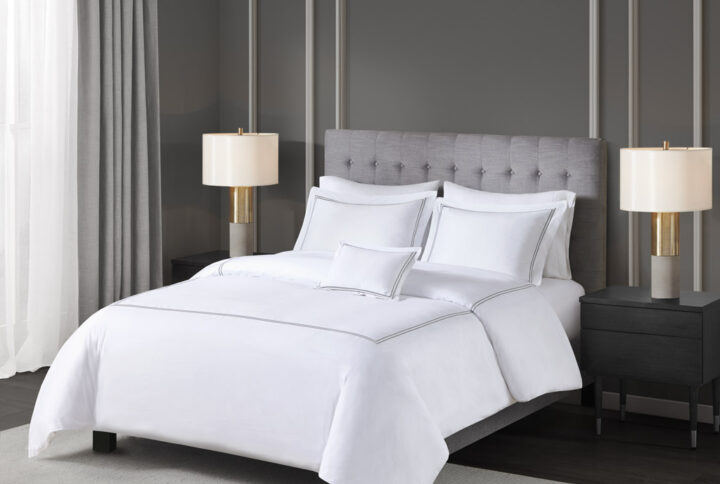 500 Thread Count Luxury Collection 100% Cotton Sateen Embroidered Duvet Cover Set in White/Grey From Madison Park Signature