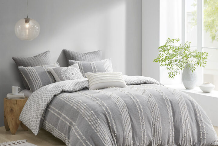 Kara 3 Piece Cotton Jacquard Duvet Cover Set in Gray From INK+IVY