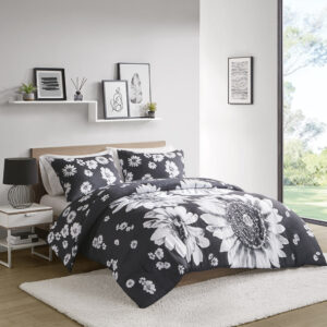 Maude Floral Reversible Comforter Set in Black/White From Intelligent Design