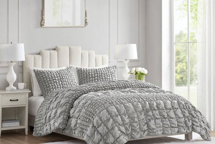 Evelyn 3 Piece Stripe Ruched Comforter Set in Grey From Madison Park