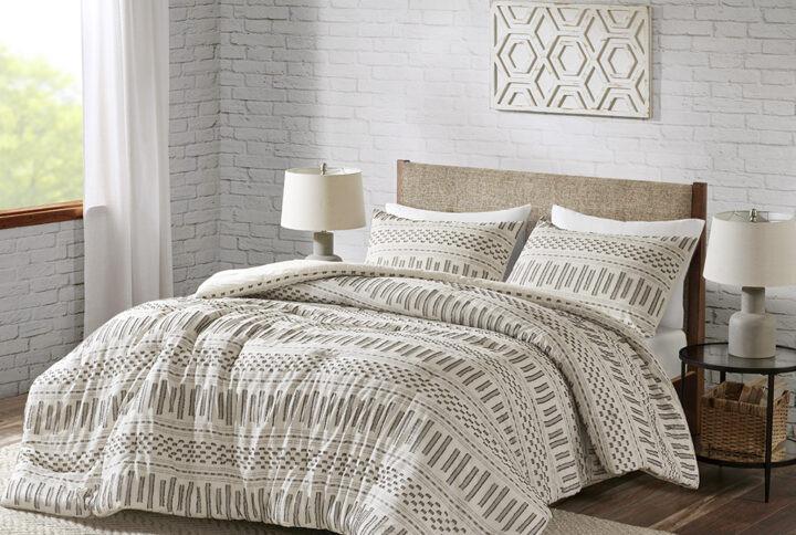 Rhea Cotton Jacquard Comforter Mini Set in Ivory/Charcoal From INK+IVY