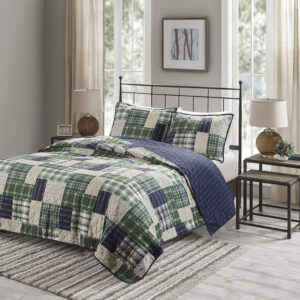 Timber 3 Piece Reversible Printed Quilt Set in Green / Navy From Madison Park