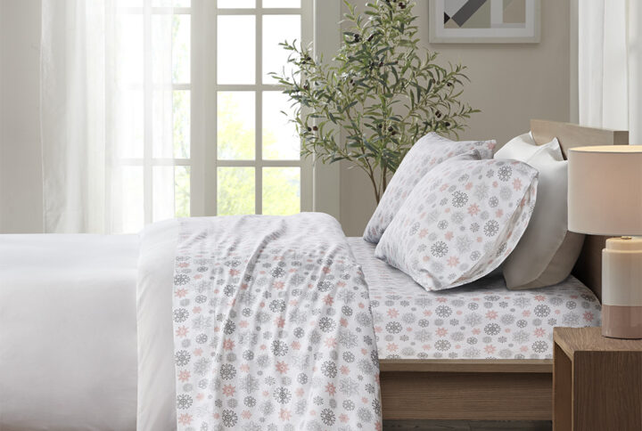 Cozy Flannel Printed Sheet Set in Pink/Grey Snowflakes From True North by Sleep Philosophy