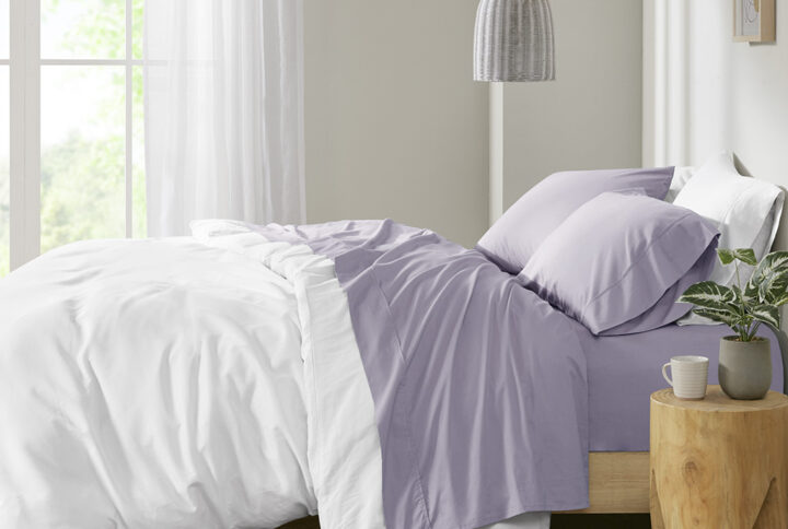 Peached Percale 200 Thread Count Relaxed Cotton Percale Sheet Set in Purple From Madison Park