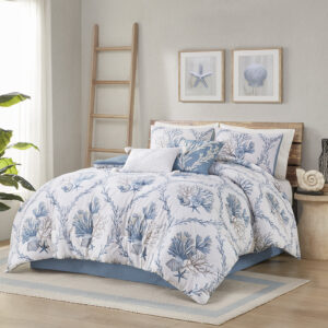 Pismo Beach 6 Piece Oversized Cotton Comforter Set with Throw Pillows in Blue/White From Harbor House