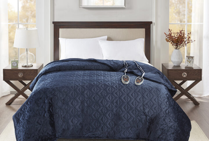 Quilted Plush Heated Blanket in Navy From Beautyrest