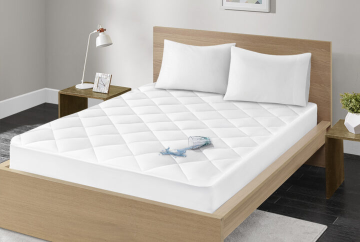 Quiet Nights 300 Thread Count Cotton Sateen Waterproof Mattress Pad in White From Madison Park