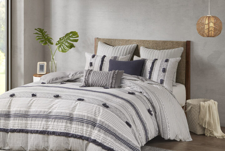 Cody 3 Piece Cotton Duvet Cover Set in Gray/Navy From INK+IVY