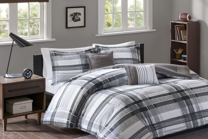 Rudy Plaid Comforter Set in Black From Intelligent Design