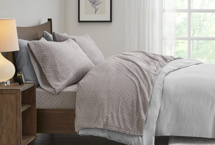 Micro Fleece Sheet Set in Grey Diamond From True North by Sleep Philosophy