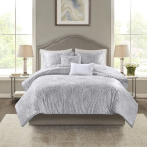 Kiona 5 Piece Crushed Velvet Comforter Set in Silver From Beautyrest