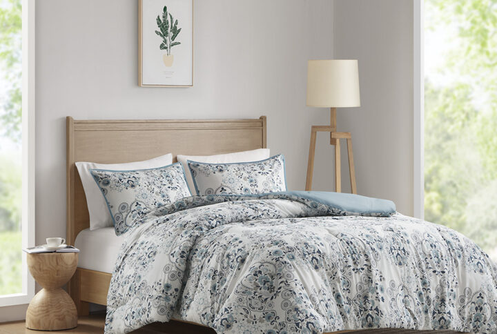 Brielle 3 Piece Floral Printed Cotton Comforter Set in Blue From Madison Park