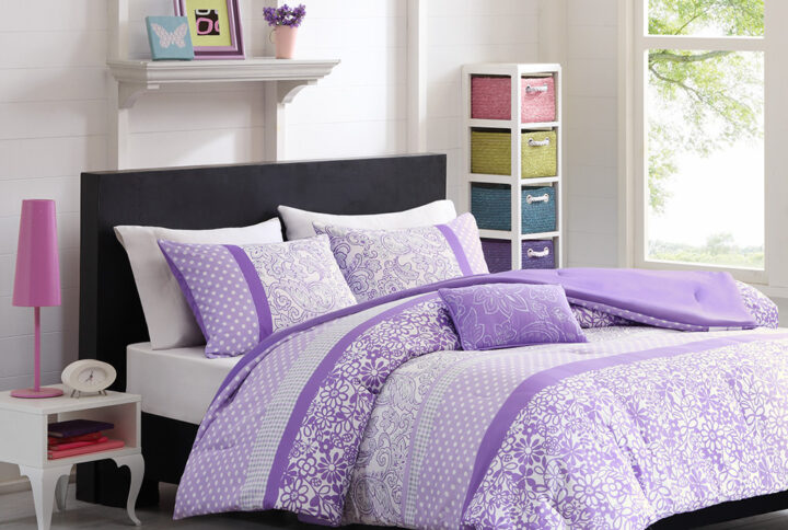 Riley Comforter Set in Purple From Mi Zone