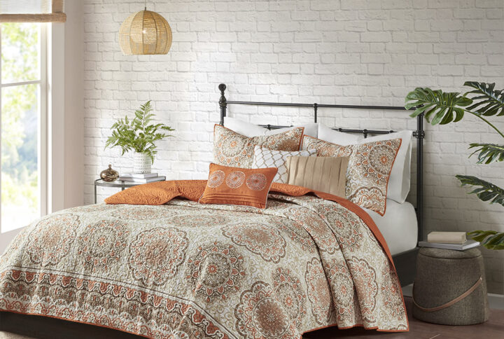 Tangiers 6 Piece Reversible Quilt Set with Throw Pillows in Orange From Madison Park