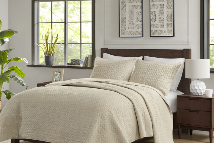 Velvet Touch 3 Piece Luxurious Oversized Quilt Set in Linen From Hampton Hill