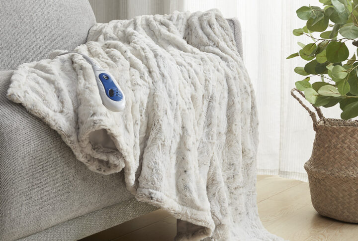 Zuri Oversized Faux Fur Heated Throw in Snow Leopard From Beautyrest