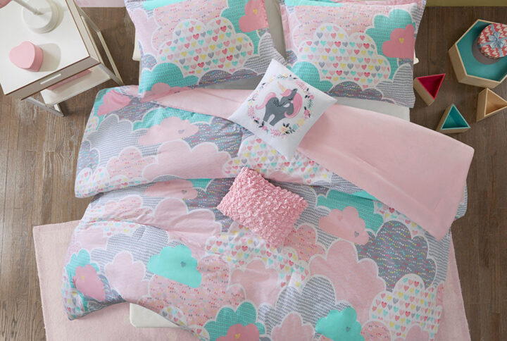 Cloud Cotton Printed Comforter Set in Pink From Urban Habitat Kids