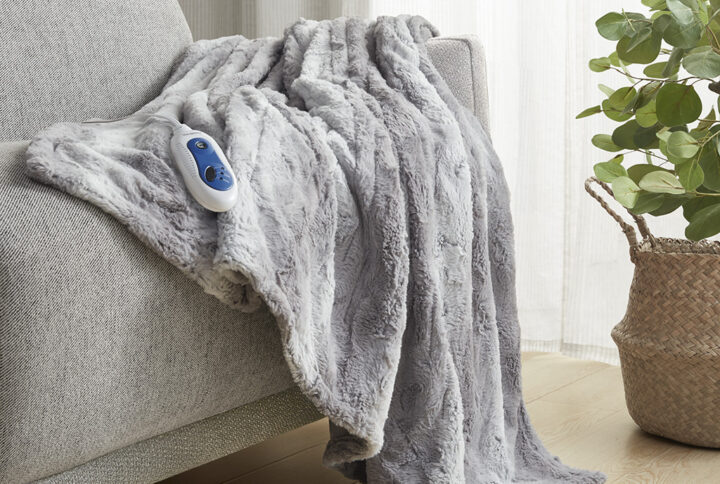 Zuri Oversized Faux Fur Heated Throw in Grey From Beautyrest