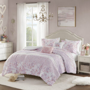 Oliena Floral Paisley Comforter Set in Pink From Intelligent Design