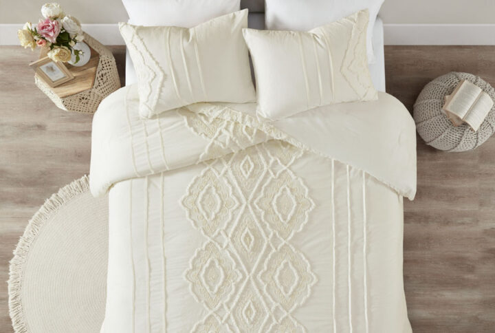 Margot 3 Piece Cotton Duvet Cover Set in Off-White From Madison Park