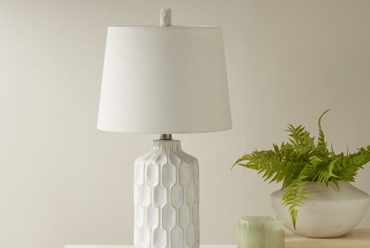 Contour Ceramic Table Lamp in Ivory From INK+IVY