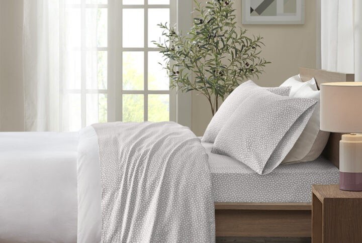 Cozy Flannel Printed Sheet Set in Grey Dots From True North by Sleep Philosophy