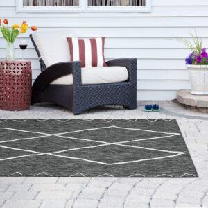 Darya Moroccan Indoor/Outdoor Rug in Grey/White From Madison Park