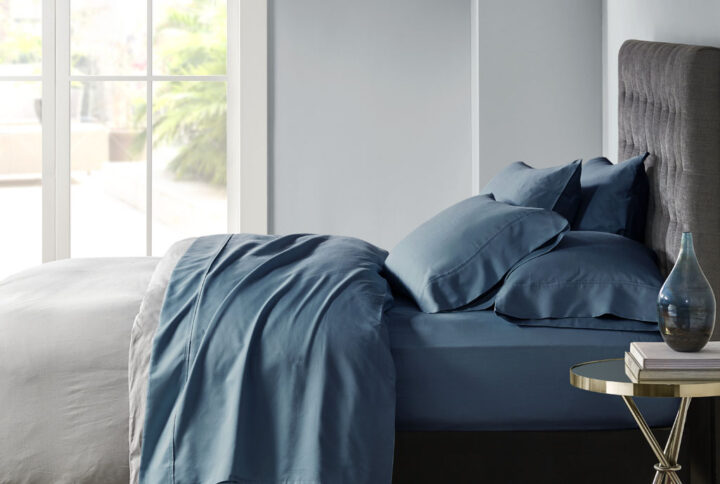 800 Thread Count Cotton Blend Sateen Sheet Set in Teal From Madison Park