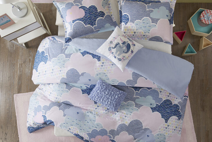 Cloud Cotton Printed Duvet Cover Set in Blue From Urban Habitat Kids