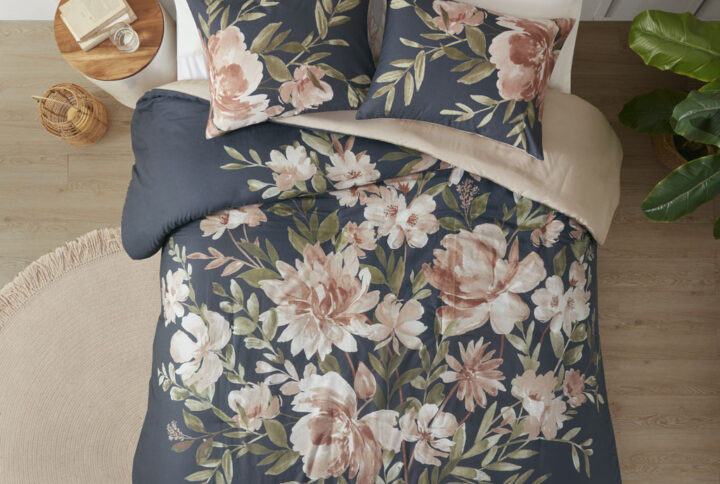 Camillia 3 Piece Cotton Duvet Cover Set in Navy From Madison Park