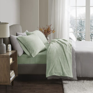 Soloft Plush Micro Plush Sheet Set in Green From True North by Sleep Philosophy