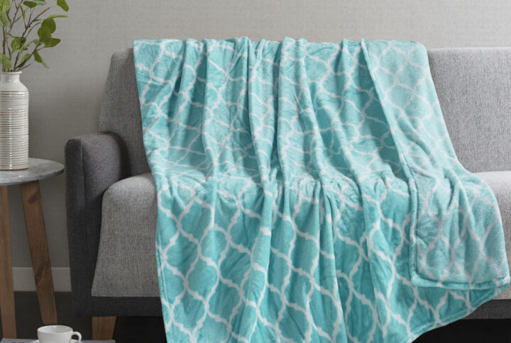 Ogee Oversized Throw in Aqua From Madison Park