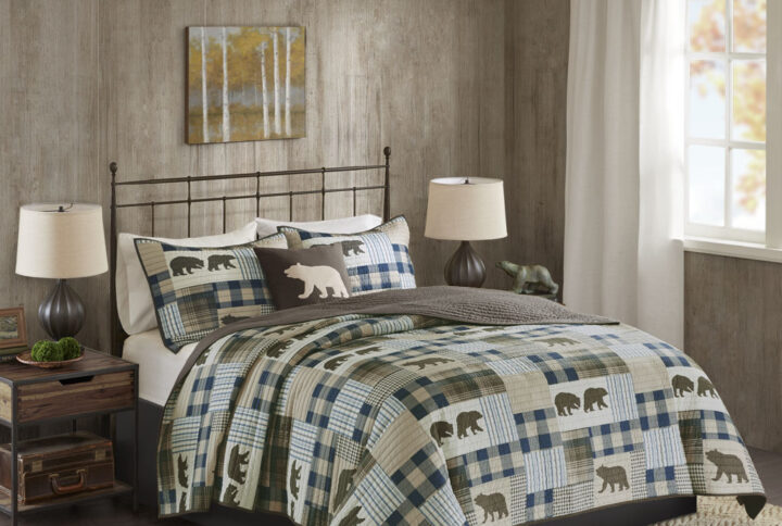 Twin Falls Oversized 4 Piece Quilt Set in Brown/Blue From Woolrich