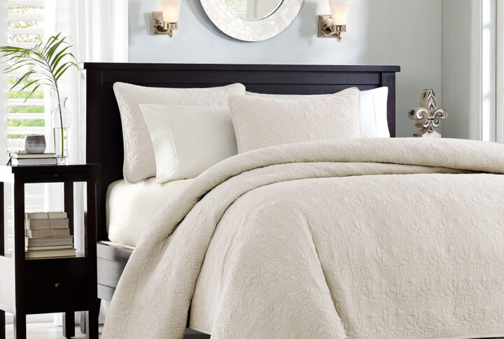 Quebec Reversible Quilt Set in Cream From Madison Park