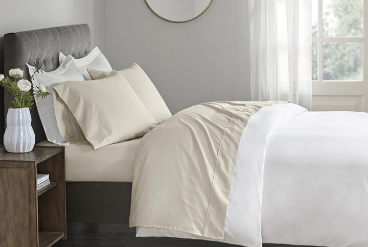 400 Thread Count Wrinkle Resistant Cotton Sateen Sheet Set in Ivory From Beautyrest