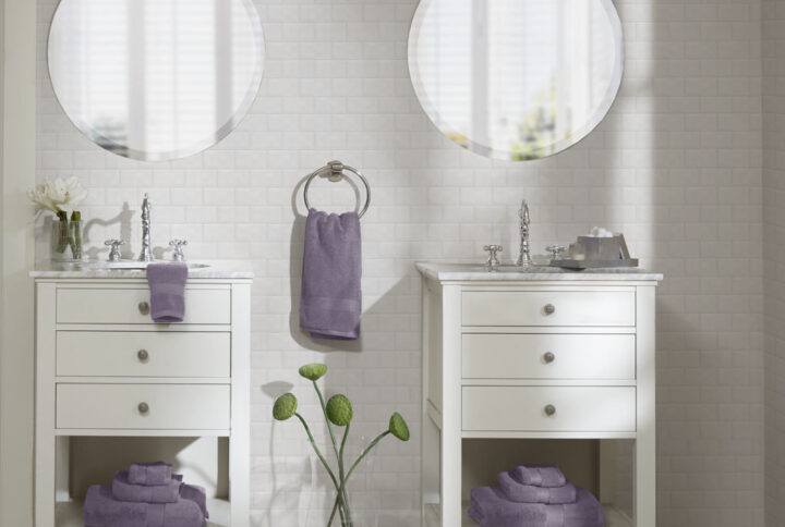 800GSM 100% Cotton 8 Piece Antimicrobial Towel Set in Light Purple From Madison Park Signature