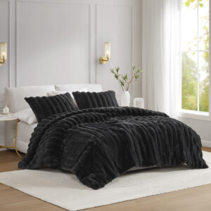 Jasmine 3 Piece Faux Fur Comforter Set in Black From Madison Park