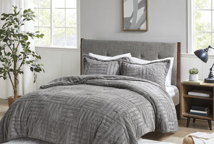 Arctic Fur Down Alternative Comforter Mini Set in Grey From Madison Park