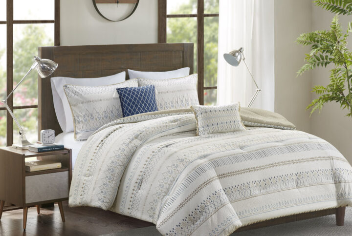 Fraser 5 Piece Printed Seersucker Comforter Set with Throw Pillows in Taupe/Blue From Madison Park