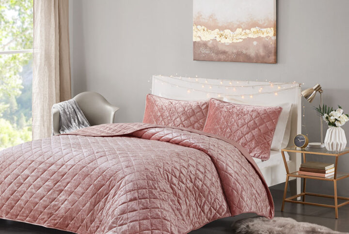 Felicia Velvet Quilt Set in Blush From Intelligent Design