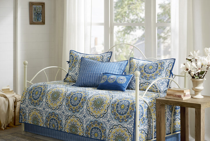 Tangiers 6 Piece Reversible Daybed Cover Set in Blue From Madison Park