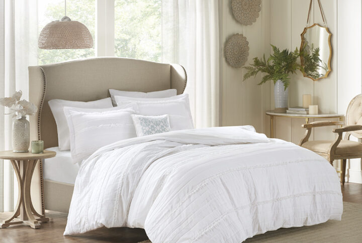 Celeste 4 Piece Microfiber 2-in-1 Duvet Set in White From Madison Park