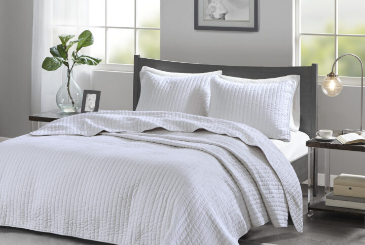 Keaton 3 Piece Quilt Set in White From Madison Park