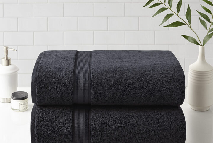 100% Cotton Bath Sheet Antimicrobial 2 Piece Set in Black From Madison Park Signature